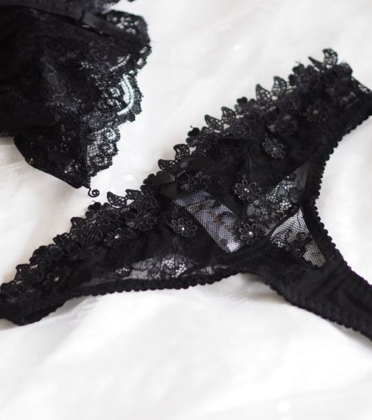 Tanga romantický sen BLACK